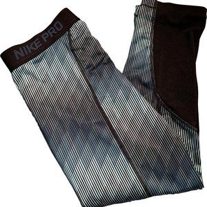 NIKE PRO Dri Fit Womens Compression Capri Leggings Pants Black Green Small